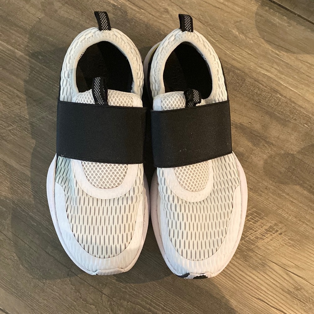 White Sorel Kinetic slip on sneakers
